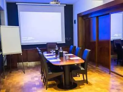 Jet Hotel, Sure Hotel Collection By Best Western Gallarate 4*,